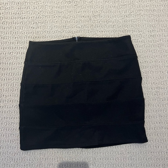 FOREVER 21 skirt - Picture 1 of 1